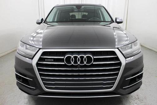 2019 Audi Q7 55 Premium Plus
