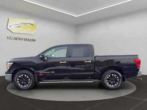 2019 Nissan Titan SV