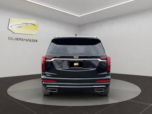 2022 Cadillac XT6 Premium Luxury AWD