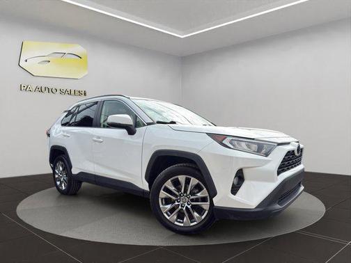 Super White 2020 Toyota RAV4 XLE Premium