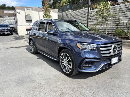 2025 Mercedes-Benz GLS 580 4MATIC