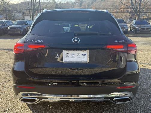 2026 Mercedes-Benz GLC 300 4MATIC