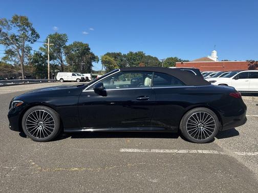 2026 Mercedes-Benz CLE 300 4MATIC Cabriolet