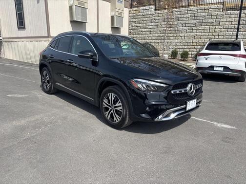 2025 Mercedes-Benz GLA 250 4MATIC