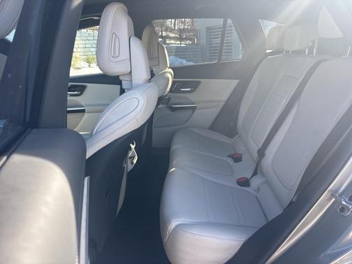 2023 Mercedes-Benz GLC 300 4MATIC