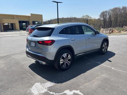 2025 Mercedes-Benz GLA 250 4MATIC