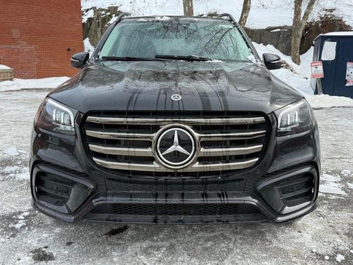 Obsidian Black Metallic 2025 Mercedes-Benz GLS 450 4MATIC