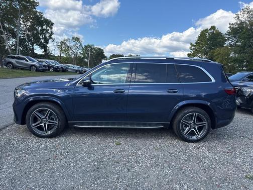 2026 Mercedes-Benz GLS 450 4MATIC