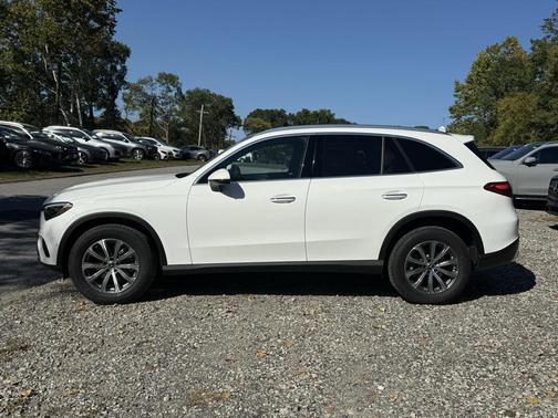 2026 Mercedes-Benz GLC 300 4MATIC
