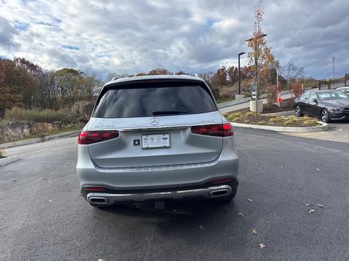 2025 Mercedes-Benz GLS 450 4MATIC