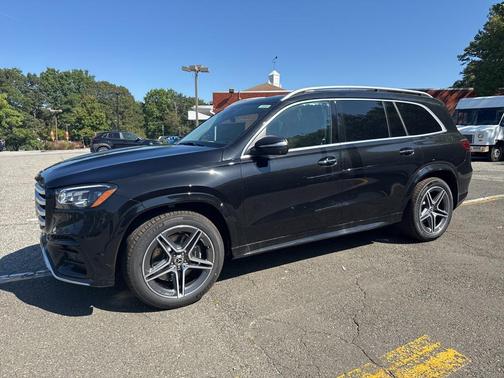 2026 Mercedes-Benz GLS 450 4MATIC