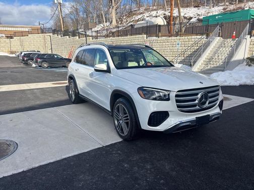 2025 Mercedes-Benz GLS 450 4MATIC