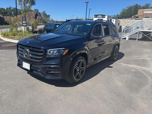 2025 Mercedes-Benz GLS 450 4MATIC