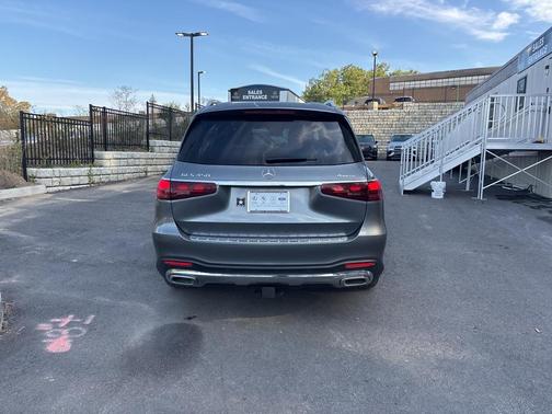 2025 Mercedes-Benz GLS 450 4MATIC