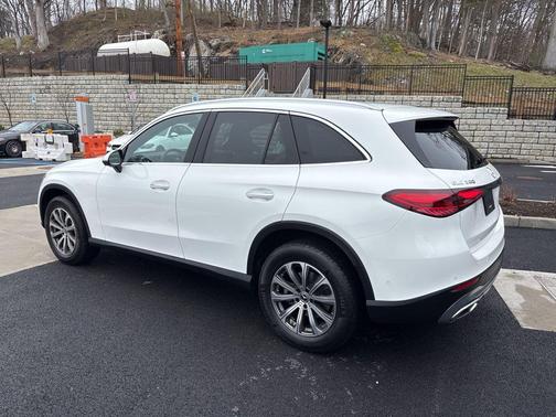 2023 Mercedes-Benz GLC 300 4MATIC