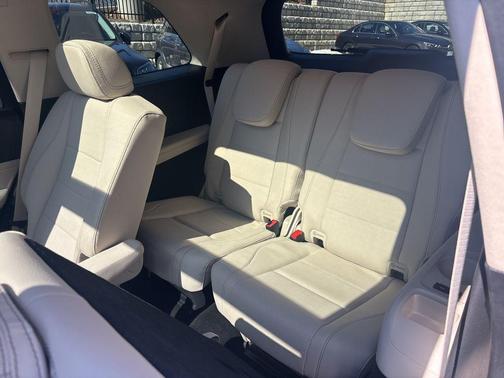 2026 Mercedes-Benz GLS 450 4MATIC