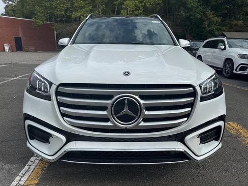 2026 Mercedes-Benz GLS 580 4MATIC