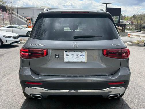 Mountain Grey Metallic 2026 Mercedes-Benz GLB 250 4MATIC