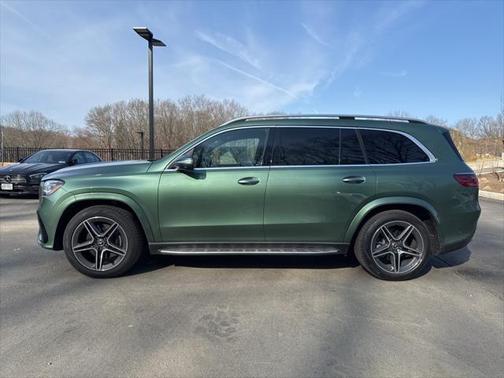 2025 Mercedes-Benz GLS 450 4MATIC