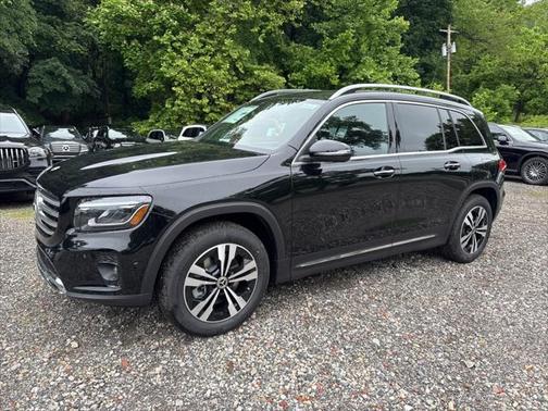 2025 Mercedes-Benz GLB 250 4MATIC