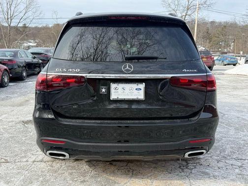 Obsidian Black Metallic 2025 Mercedes-Benz GLS 450 4MATIC