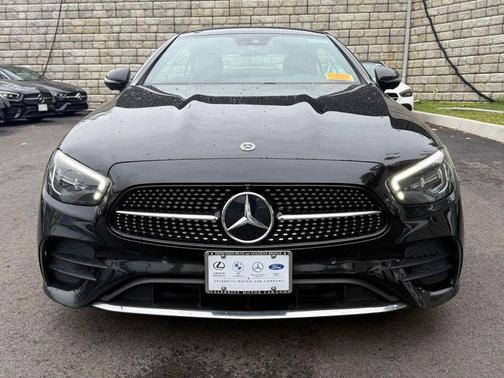 Obsidian Black 2022 Mercedes-Benz E-Class 4MATIC