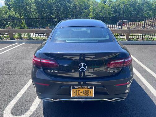 Obsidian Black 2022 Mercedes-Benz E-Class 4MATIC