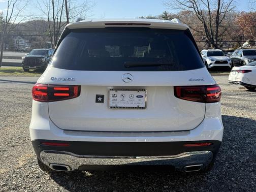 2026 Mercedes-Benz GLB 250 4MATIC