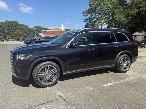 2026 Mercedes-Benz GLS 450 4MATIC