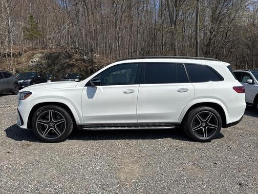2025 Mercedes-Benz GLS 450 4MATIC