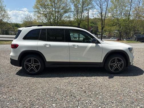 2025 Mercedes-Benz GLB 250 4MATIC