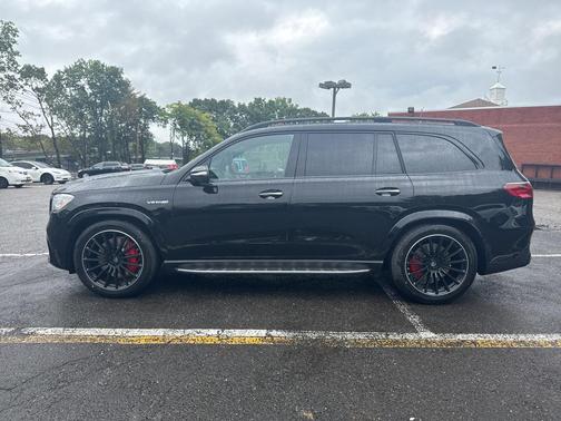 2026 Mercedes-Benz AMG GLS 63 Base