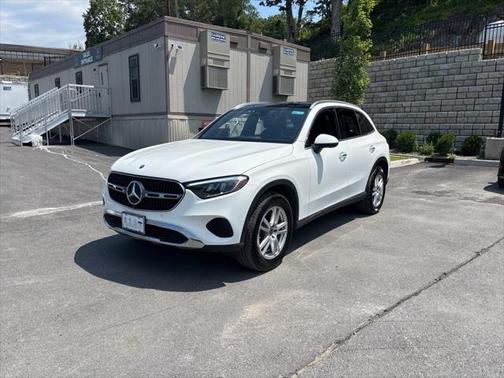 2025 Mercedes-Benz GLC 300 4MATIC