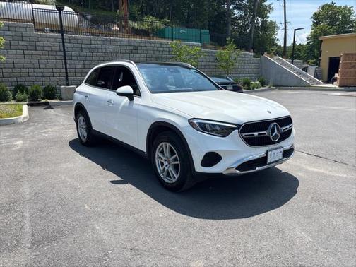 2025 Mercedes-Benz GLC 300 4MATIC