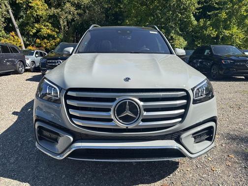 2026 Mercedes-Benz GLS 580 4MATIC