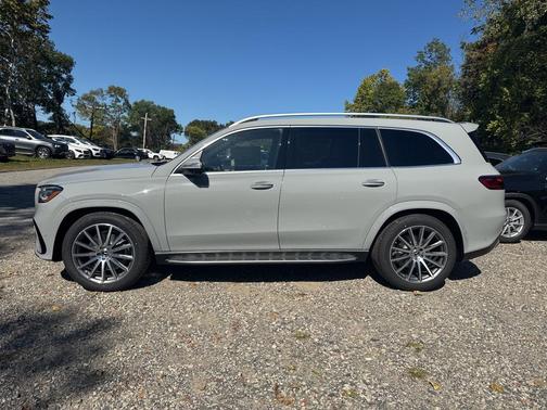 2026 Mercedes-Benz GLS 580 4MATIC