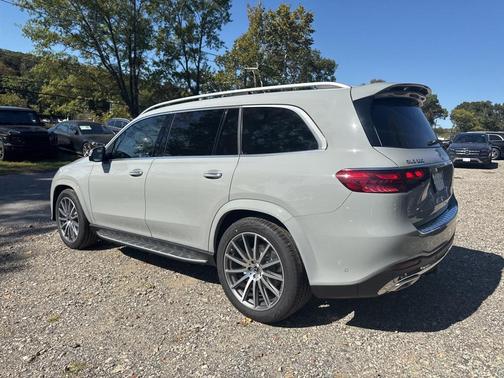 2026 Mercedes-Benz GLS 580 4MATIC