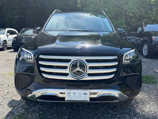 Obsidian Black 2026 Mercedes-Benz GLS 450 4MATIC