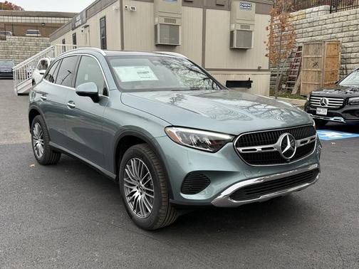2026 Mercedes-Benz GLC 300 4MATIC