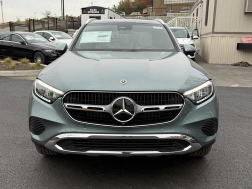 2026 Mercedes-Benz GLC 300 4MATIC