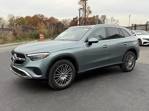 2026 Mercedes-Benz GLC 300 4MATIC