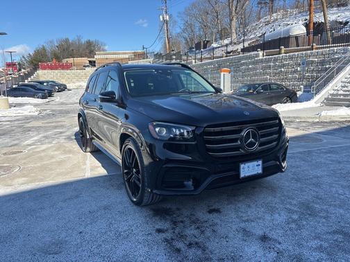2025 Mercedes-Benz GLS 450 4MATIC