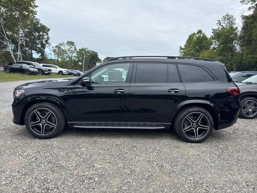 2026 Mercedes-Benz GLS 450 4MATIC