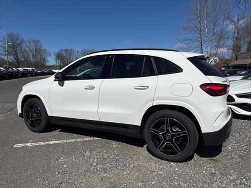 2025 Mercedes-Benz GLA 250 4MATIC