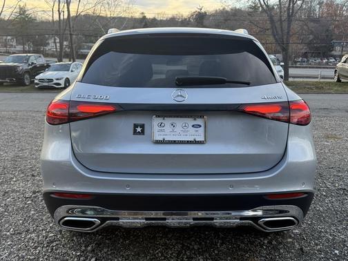 2026 Mercedes-Benz GLC 300 4MATIC