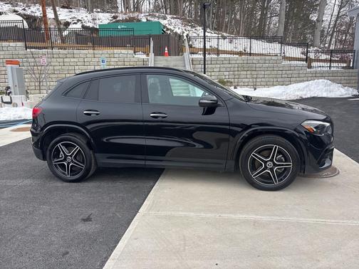 2025 Mercedes-Benz GLA 250 4MATIC
