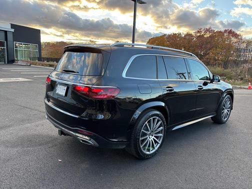 2025 Mercedes-Benz GLS 450 4MATIC