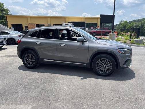 2025 Mercedes-Benz GLA 250 4MATIC