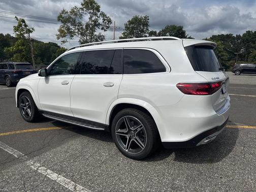 2026 Mercedes-Benz GLS 450 4MATIC