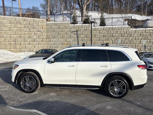 2023 Mercedes-Benz GLS 450 4MATIC